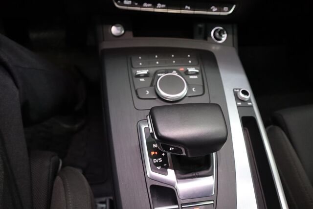 AUDI Q5 2020 Business Sport Special Edition 35 TDI 120 kW quattro S tronic