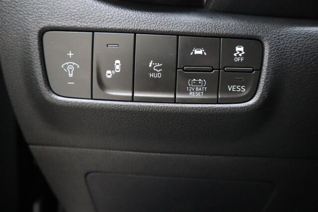 HYUNDAI KONA 2020 1,6 hybrid 141 hv 6-DCT Style