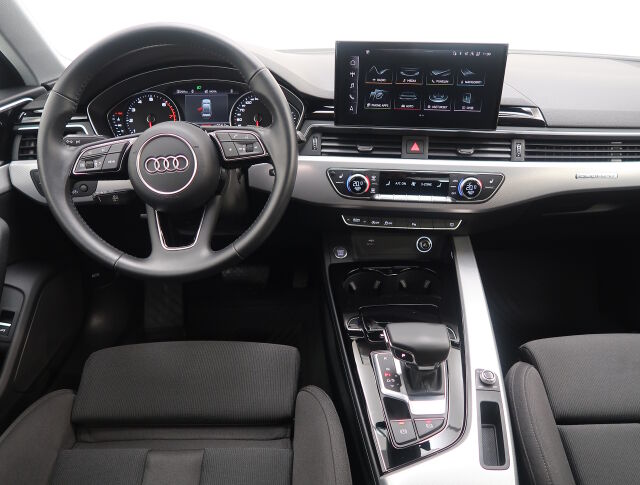 Audi A4 2020 Sedan Business Advanced 45 2.0 TFSI 245 Hv MHEV quattro S tronic