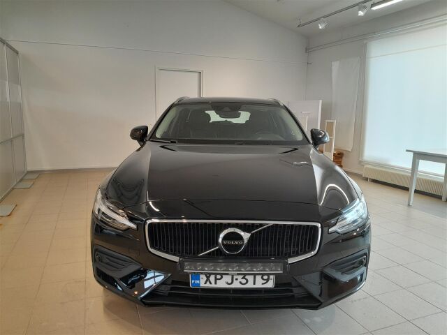 VOLVO V60 2020 D3 AWD Business aut / Sis. alv / jakohihna 3/2025 / koukku