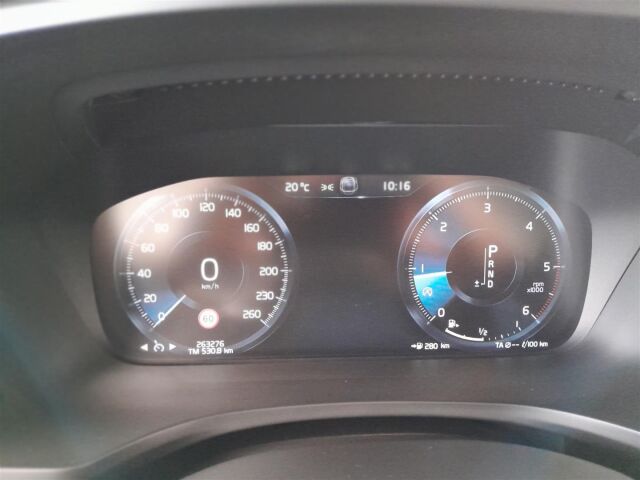 VOLVO V60 2020 D3 AWD Business aut / Sis. alv / jakohihna 3/2025 / koukku