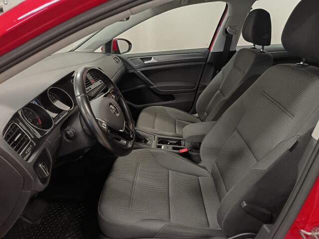 VOLKSWAGEN Golf 2020 Variant Comfortline Limited 1,5 TSI EVO 96 kW (130 hv) BLUEMOTION
