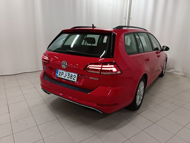 VOLKSWAGEN Golf 2020 Variant Comfortline Limited 1,5 TSI EVO 96 kW (130 hv) BLUEMOTION