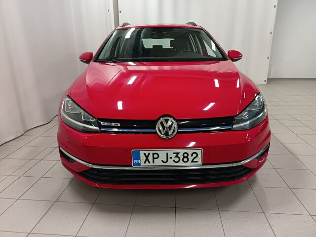 VOLKSWAGEN Golf 2020 Variant Comfortline Limited 1,5 TSI EVO 96 kW (130 hv) BLUEMOTION