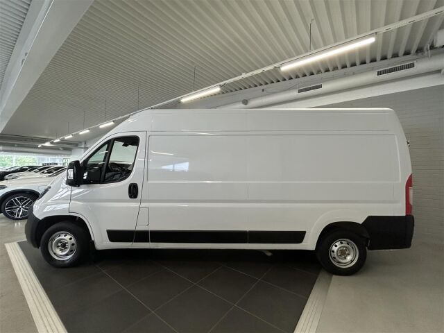 FIAT Ducato 2021 2,3 Multijet 140 13m3 L3H2 / ALV / 1-om / Webasto / Kamera / Koukku / Vanerointi / 2 x renkaat /
