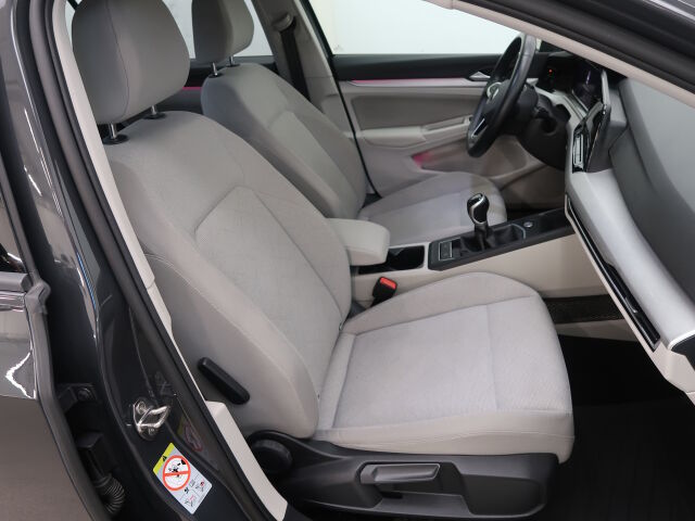 Volkswagen Golf 2021 Variant 1,0 TSI 81 kW