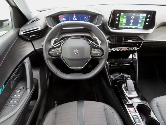 Peugeot 2008 2022 Allure Pack Motion PureTech 130 EAT8-automaatti