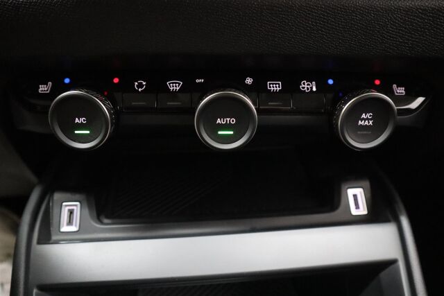 CITROEN C4 2021 PureTech 130 Feel Pack Comfort Selection EAT8 Automaatti