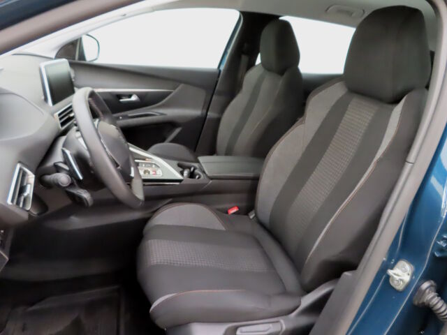 Peugeot 3008 2022 Active Pack Motion PureTech 130 EAT8-automaatti