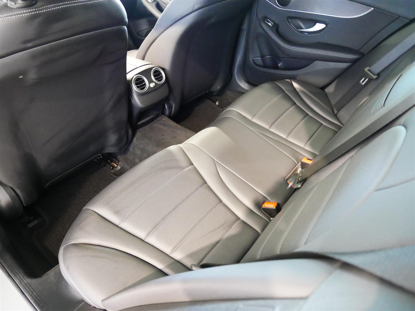 Mercedes-Benz C 2020, kuva 7/22
