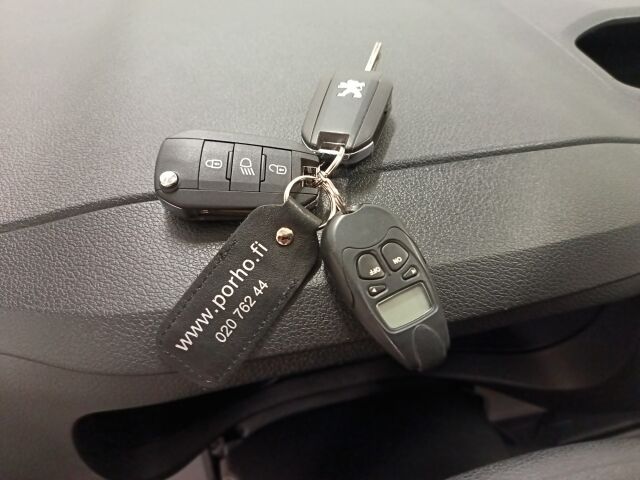 Peugeot Traveller 2022 Shuttle BlueHDi 145 EAT8-automaatti XL    Sis. Alv.