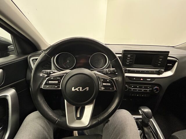 KIA Ceed 2022 1,0 T-GDI Mild-Hybrid 120hv LX SW DCT