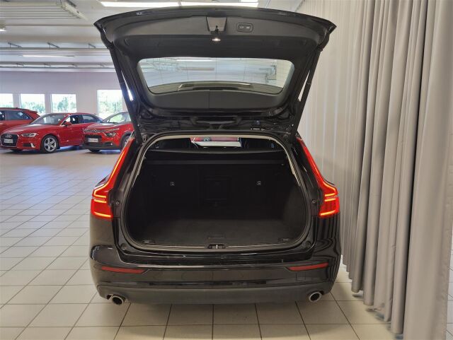 VOLVO V60 2019 D4 Business aut  * Vetokoukku esiin taittuva, Huoltokirja, Sähkötoiminen takaluukku *