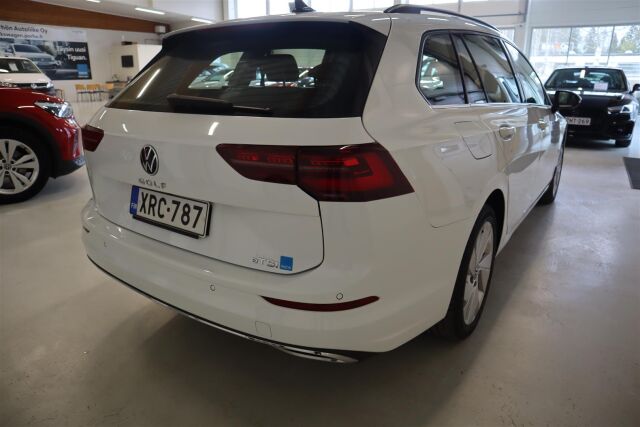 VOLKSWAGEN Golf 2022 Variant Style 1,5 eTSI 110 kW (MHEV) DSG-automaatti