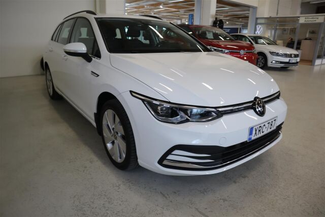 VOLKSWAGEN Golf 2022 Variant Style 1,5 eTSI 110 kW (MHEV) DSG-automaatti