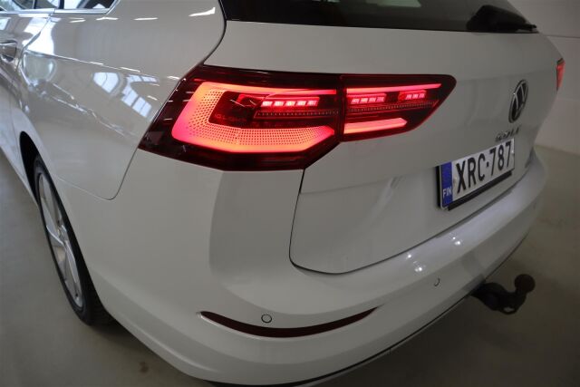 VOLKSWAGEN Golf 2022 Variant Style 1,5 eTSI 110 kW (MHEV) DSG-automaatti