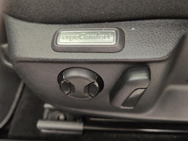 VOLKSWAGEN Passat 2022 Variant Comfort Business 1,5 TSI EVO 110 kW DSG-automaatti