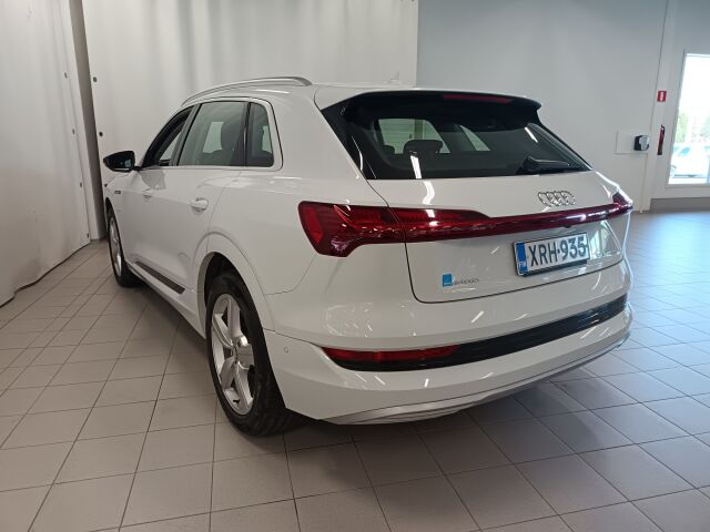 AUDI e-tron 2020 Advanced Edition 55 quattro **TODELLA UPEA TÄSYYSÄHKÖ KAIKILLA MAUSTEILLA**