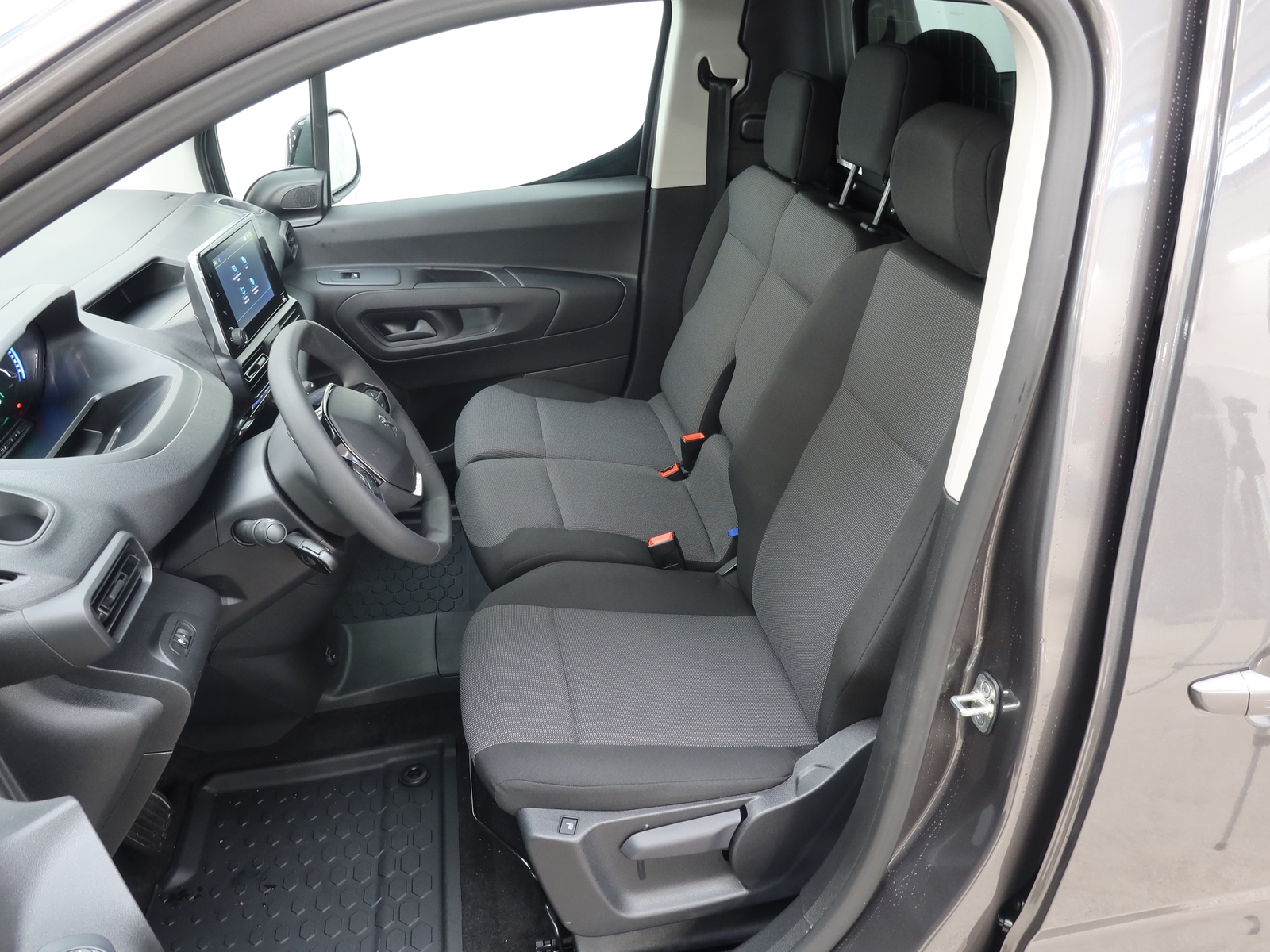 Peugeot e-Partner 50 kWh 136 XL SIS.ALV 2024, kuva 6/9