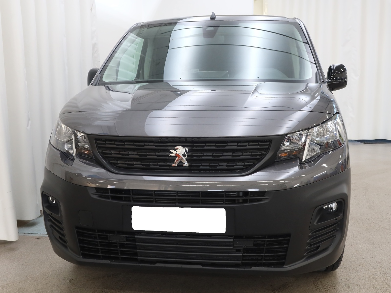 Peugeot e-Partner 50 kWh 136 XL SIS.ALV 2024, kuva 2/9