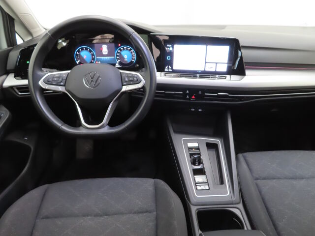 Volkswagen Golf 2023 Variant Comfort Business 1,0 eTSI (MHEV) 81 kW DSG-automaatti