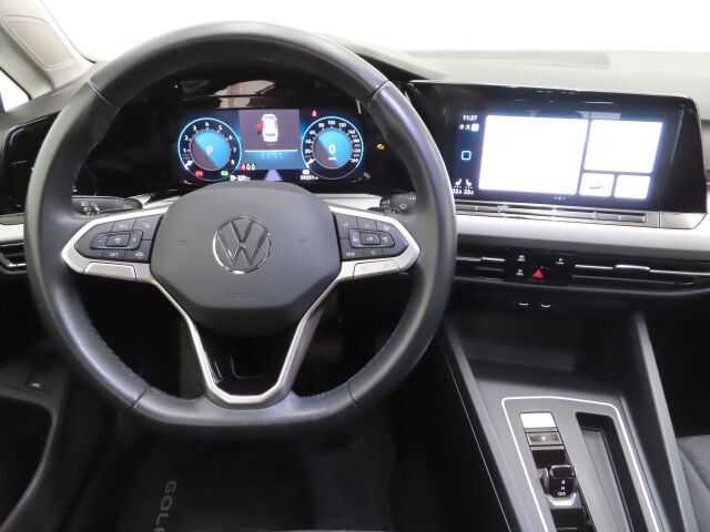 Volkswagen Golf 2023 Variant Comfort Business 1,0 eTSI (MHEV) 81 kW DSG-automaatti