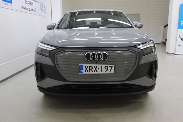 AUDI Q4 e-tron 2023 40 e-tron Sportback Limited