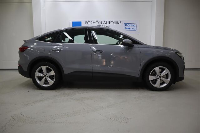 AUDI Q4 e-tron 2023 40 e-tron Sportback Limited