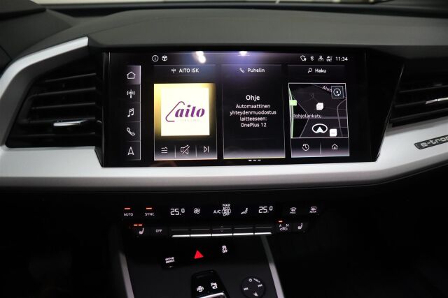 AUDI Q4 e-tron 2023 40 e-tron Sportback Limited