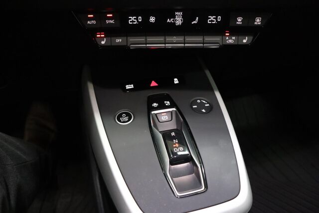 AUDI Q4 e-tron 2023 40 e-tron Sportback Limited