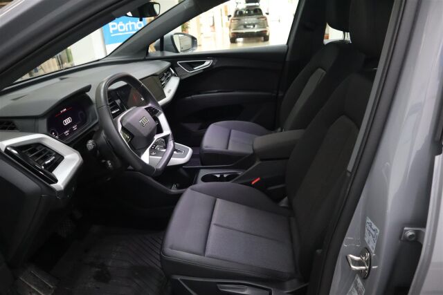 AUDI Q4 e-tron 2023 40 e-tron Sportback Limited