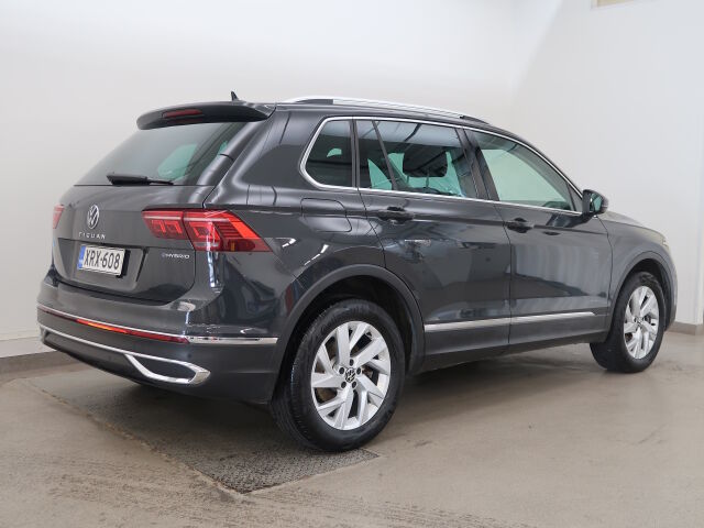 Volkswagen Tiguan 2023 Style Business eHybrid 180 kW DSG-automaatti
