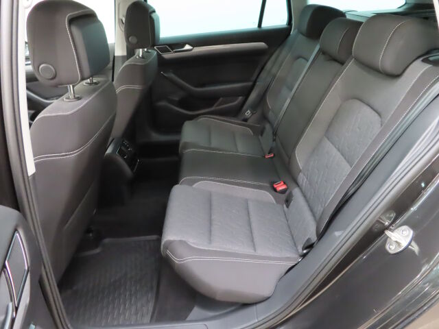 Volkswagen Passat 2023 Variant Comfort Business 1,5 TSI EVO 110 kW DSG-automaatti