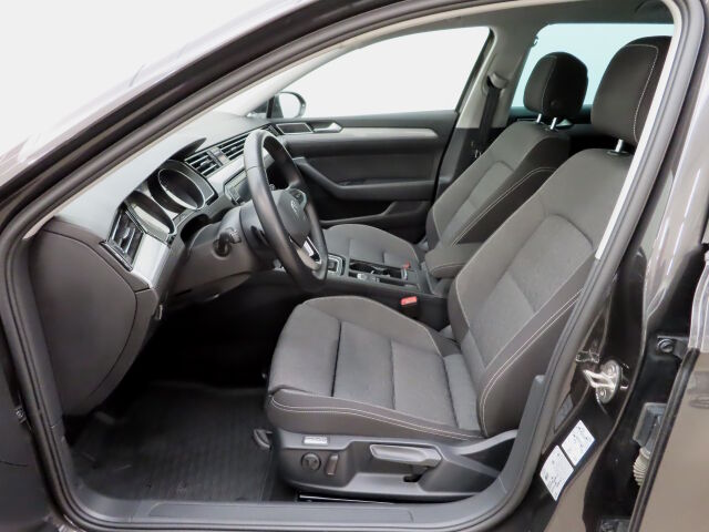 Volkswagen Passat 2023 Variant Comfort Business 1,5 TSI EVO 110 kW DSG-automaatti