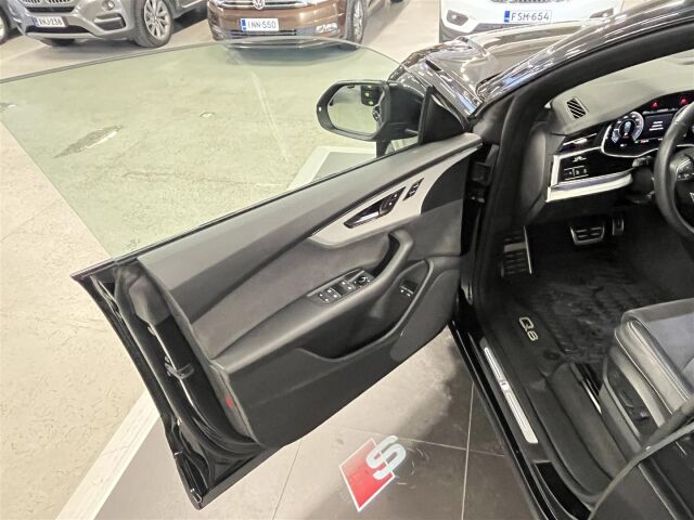 AUDI Q8 2023 60 TFSI e 340 kW quattro tiptronic Electrified Edition, 1-omisteinen, suomiauto, takuu!