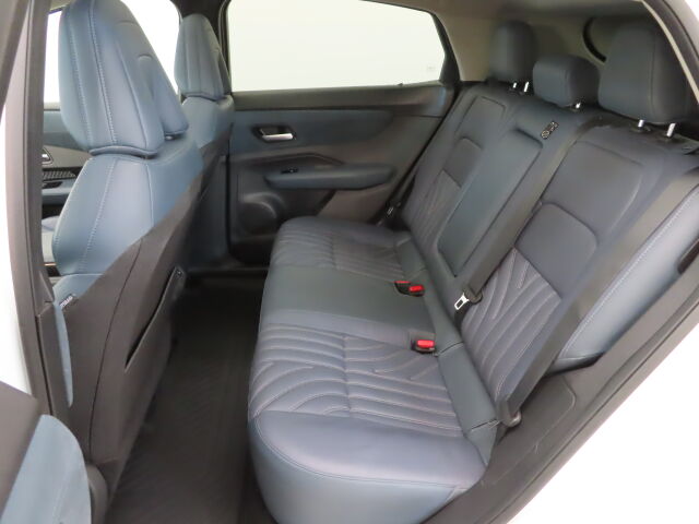 Nissan Ariya 2023 87kWh Evolve e-4ORCE Nappa Leather 22kw charger