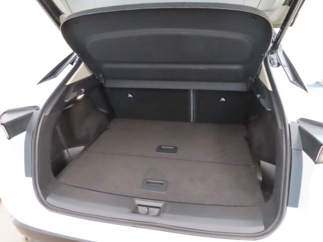 Nissan Ariya 2023 87kWh Evolve e-4ORCE Nappa Leather 22kw charger