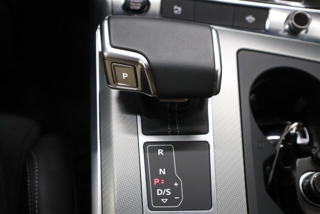 Audi A6 2024 Avant Progress Plus 50 TFSI e quattro