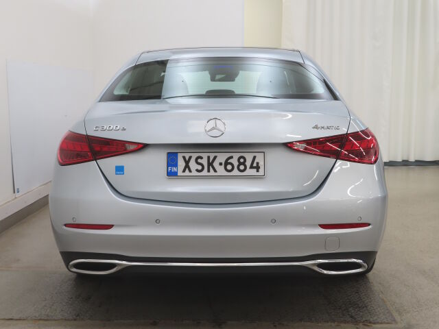 Mercedes-Benz C 2022 300 e 4MATIC A