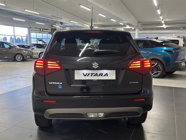 Suzuki Vitara 2025 1,5 HYBRID 4WD GL+ 6AGS-aut / 2 x renkaat aluvanteilla / Lämpöpaketti /