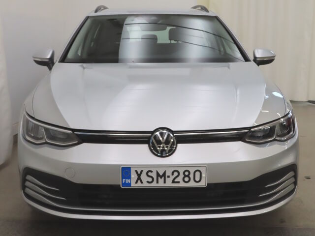 Volkswagen Golf 2024 Variant Comfort Business 1,5 eTSI 96 kW (MHEV) DSG-automaatti
