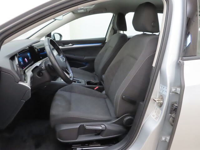 Volkswagen Golf 2024 Variant Comfort Business 1,5 eTSI 96 kW (MHEV) DSG-automaatti