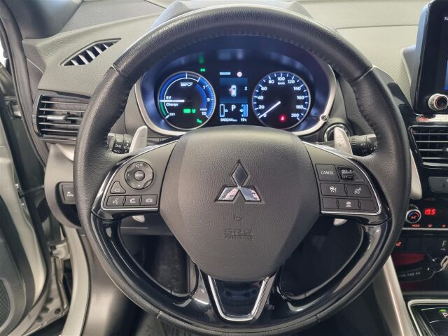 MITSUBISHI Eclipse Cross 2022 2.4 PHEV Intense Navi 4WD / Navi / 360-Kamera / ACC / Keyless /