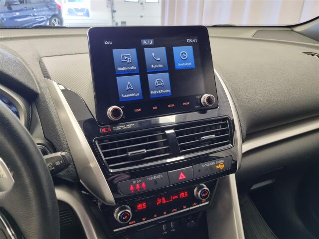 MITSUBISHI Eclipse Cross 2022 2.4 PHEV Intense Navi 4WD / Navi / 360-Kamera / ACC / Keyless /