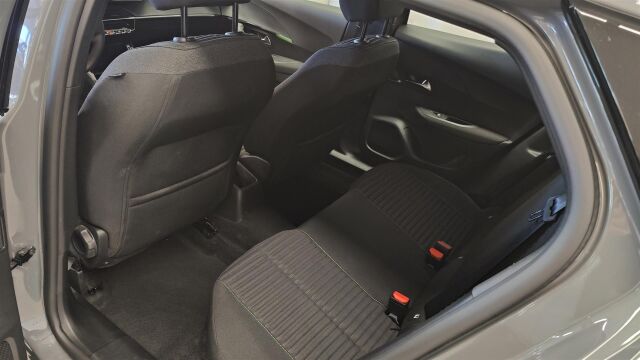 PEUGEOT 2008 2024 Edition PureTech 130 EAT8-automaatti