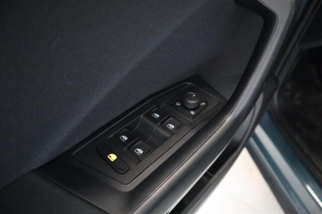 VOLKSWAGEN T-Roc 2024 Comfort Edition 1,5 TSI EVO 110 kW DSG-automaatti