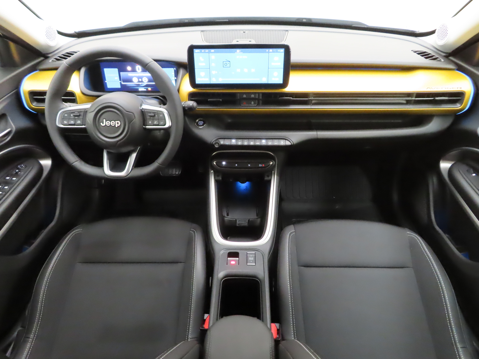 Jeep Avenger 54kWh Automaatti Summit 2025, bild 7/9
