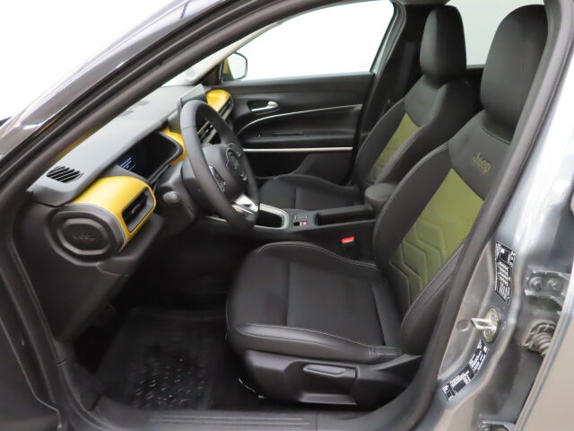 Jeep Avenger 2025 54kWh Automaatti Summit