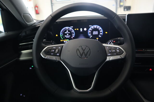 Volkswagen Passat 2025 PASSAT Farmari (AC) 5ov 1498cm3 A