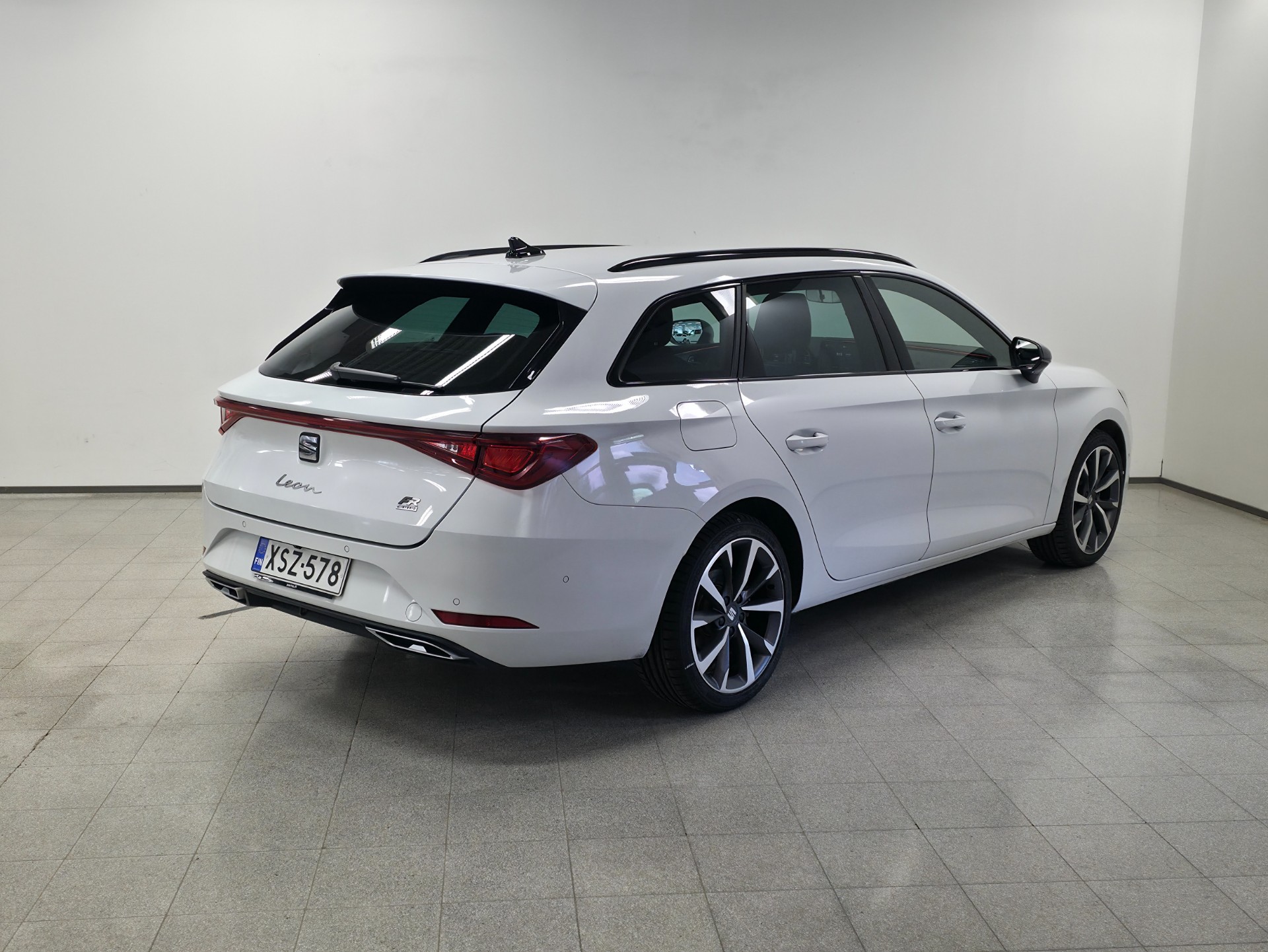 Seat Leon Sportstourer 2021, kuva 4/11